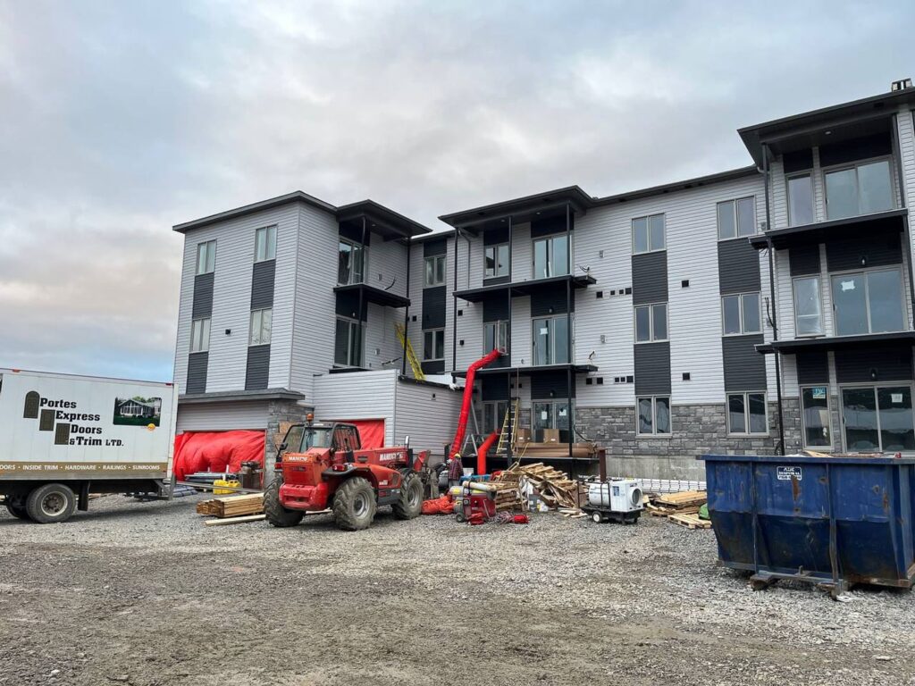 country-home-exteriors-25-min