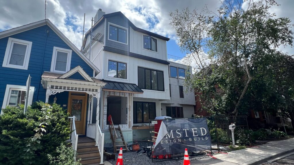 country-home-exteriors-43-min